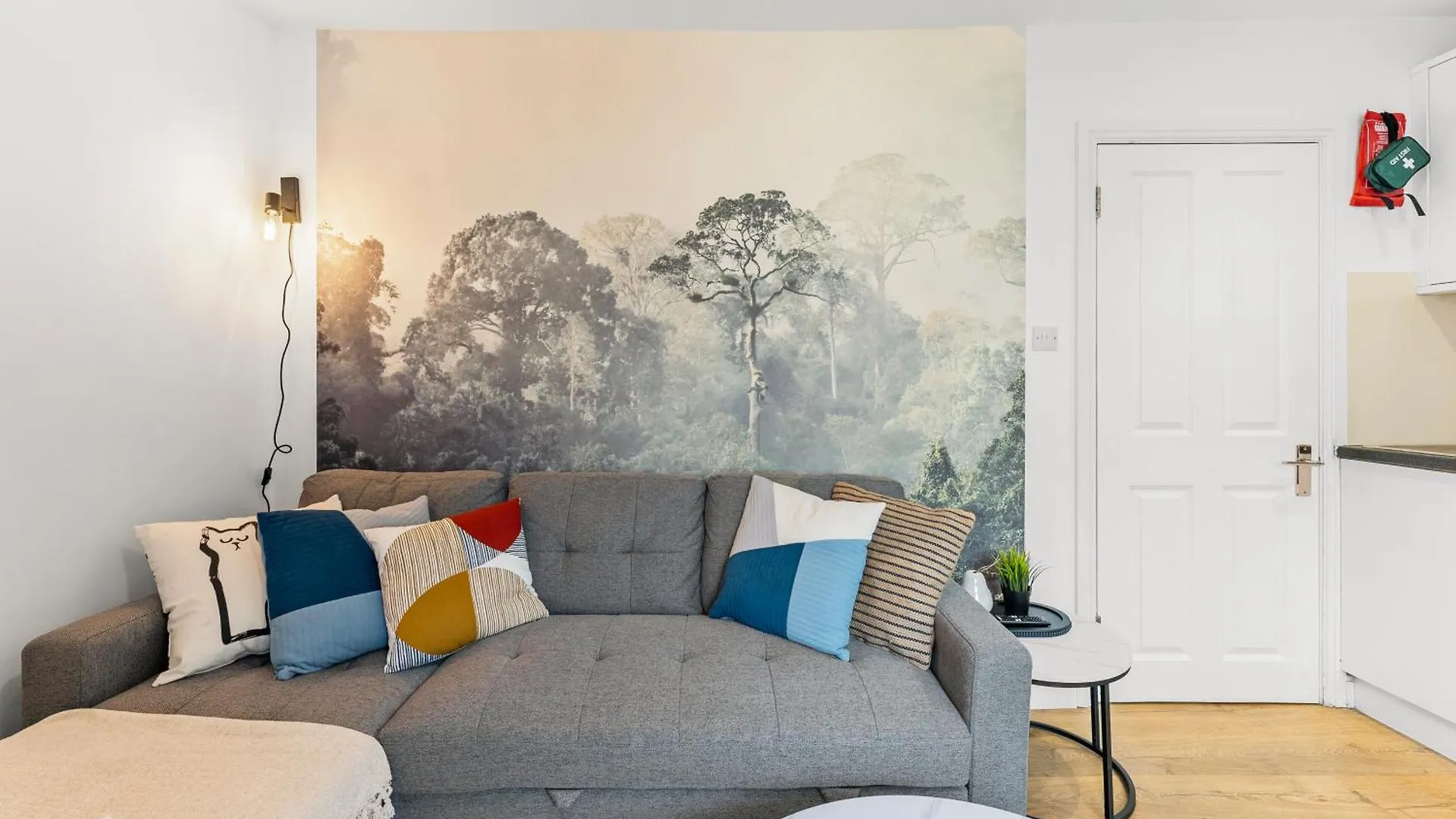 Stylish 3 Bed Flat In Brighton - Sleeps 8 아파트